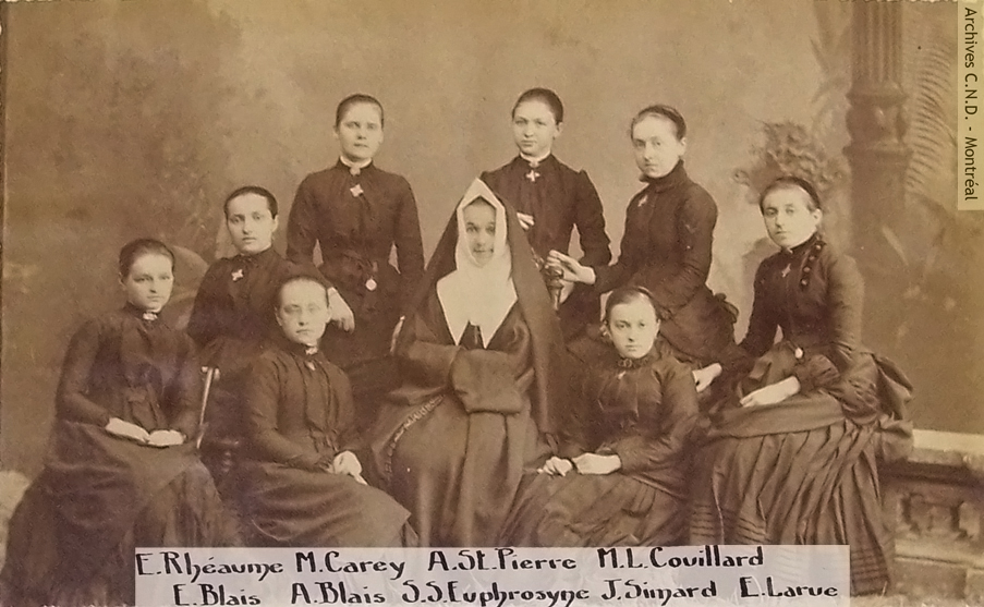 Alumnas diplomadas del Convento Notre-Dame-de-Bellevue