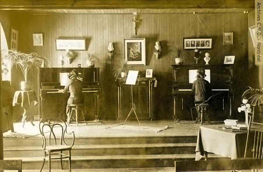 First music and theatre room at the convent