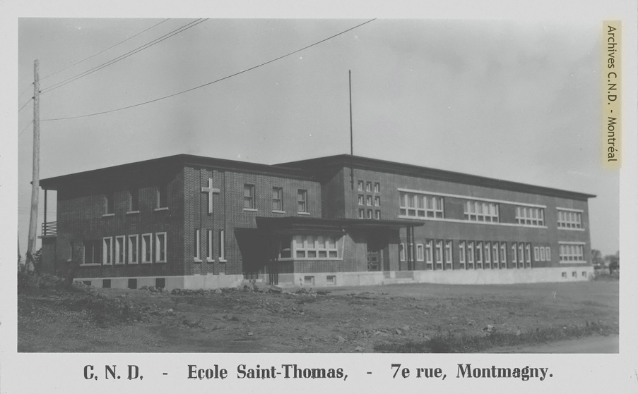 Vista exterior - École Saint-Thomas