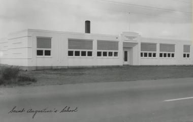 Vista exterior - Saint Augustine School