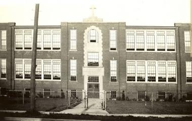Vista exterior - Saint Brigid School
